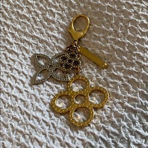 Loui Vuitton Key Chain